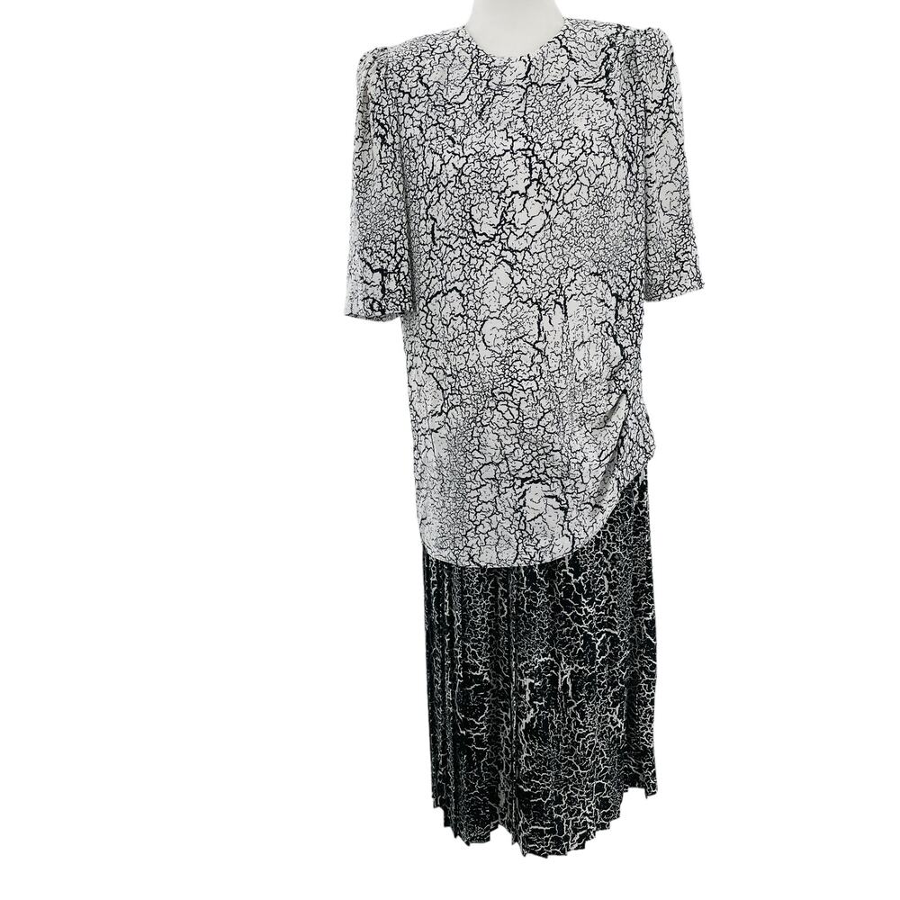 John Roberts Vintage 80s Black White Short Sleeve Drop Waist Dress Women Sz 8
